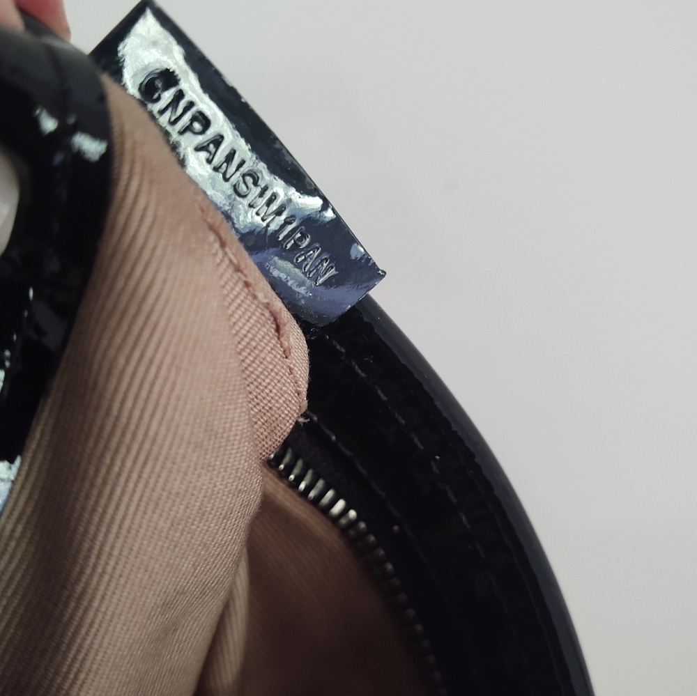 Burberry Checkered Shoulder Bag - Picture 9 of 11